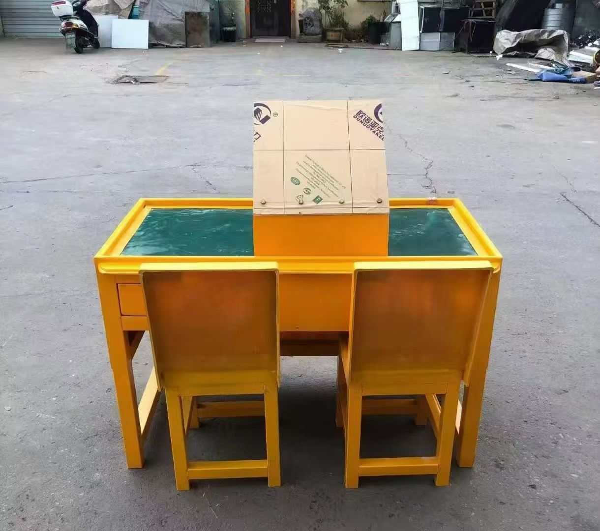 大观防静电导通桌井下煤矿火工品发放桌：危险品流转的安全守护者